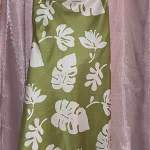 Green and White Leaf Print Dress